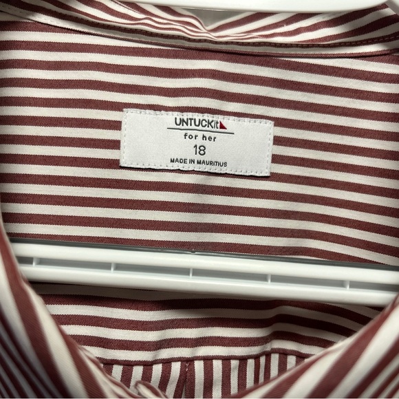 UNTUCKit Button Down Shirt - Picture 3 of 7
